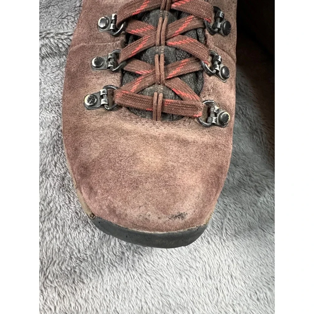 Danner Mountain 600 Hiking Boots Mens 7.5 Brown Leather Waterproof Vibram Sole